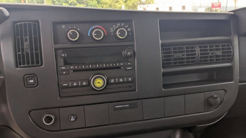 Used 2014 GMC Savana 1500 image 24