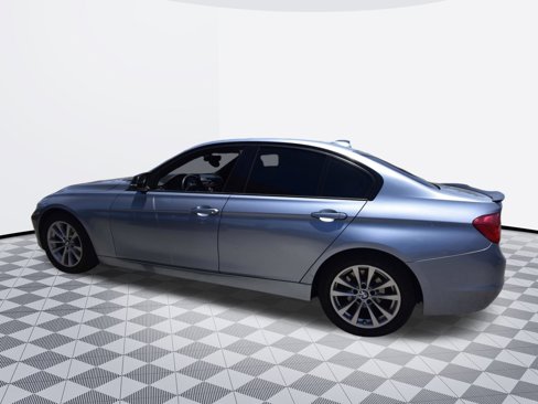Used 2012 BMW 328i Sedan image 4