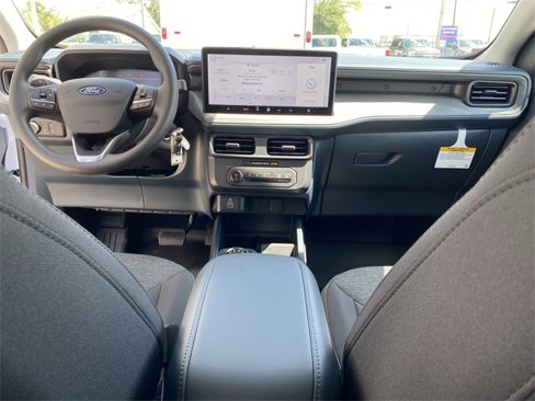 New 2025 Ford Maverick XL image 24
