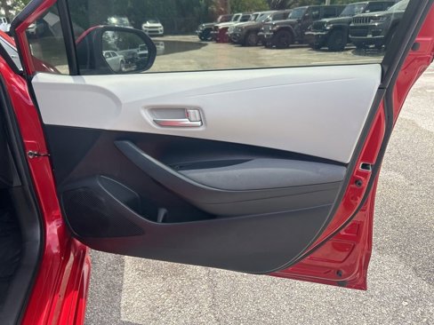 Used 2020 Toyota Corolla LE image 24
