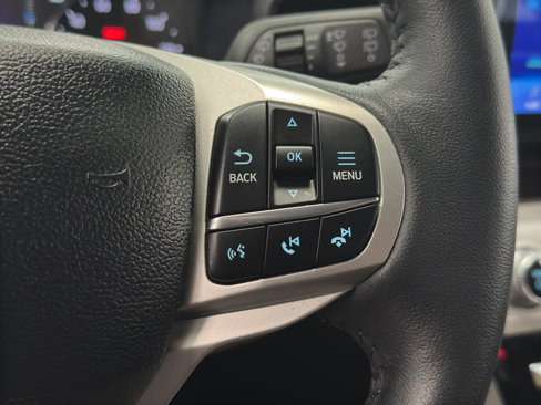 Used 2024 Ford Explorer XLT image 22