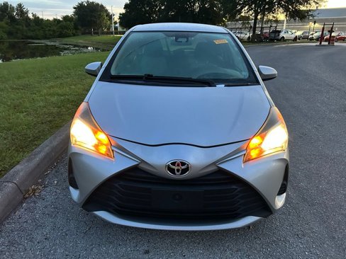 Used 2018 Toyota Yaris L image 8