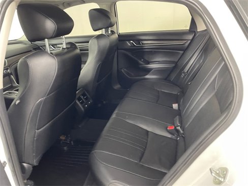 Certified 2021 Honda Accord Touring image 19