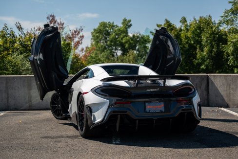 Used 2020 McLaren 600LT Spider image 26