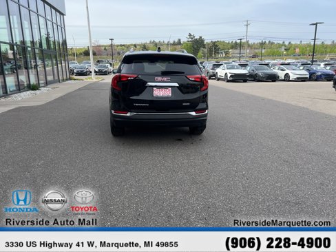 Used 2021 GMC Terrain SLT w/ Infotainment Package II image 5