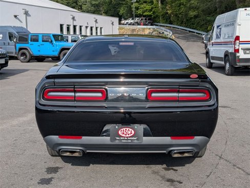 Used 2015 Dodge Challenger R/T w/ Quick Order Package 28B R/T image 4