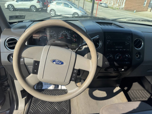 Used 2004 Ford F150 XLT image 18