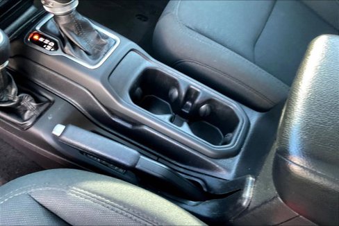 Used 2020 Jeep Wrangler Unlimited Sport image 14