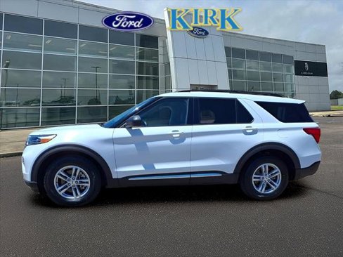 Certified 2023 Ford Explorer XLT w/ Equipment Group 202A image 1