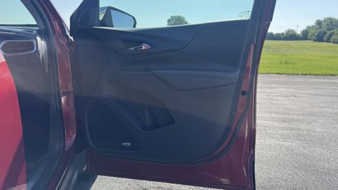 Used 2021 Chevrolet Equinox Premier image 17