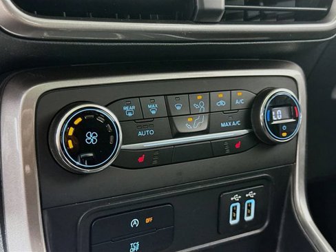 Used 2020 Ford EcoSport SE image 15