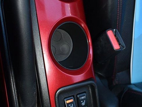 Used 2015 Nissan Juke SL image 26