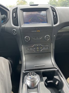 Certified 2020 Ford Edge SE image 21