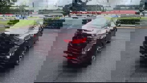 Used 2023 Nissan Sentra SV image 8