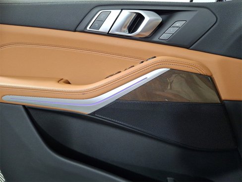 Certified 2022 BMW X5 xDrive40i w/ Premium Package image 15