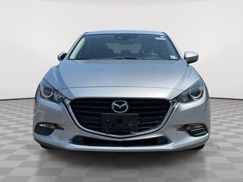 Used 2018 MAZDA MAZDA3 Touring image 2