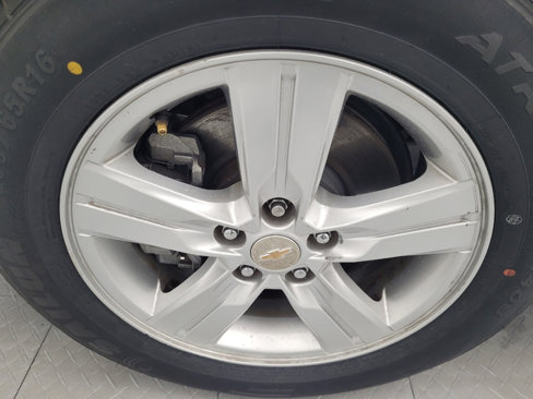 Used 2022 Chevrolet Trax LT w/ LT Convenience Package image 31