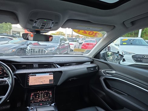 Used 2021 Audi e-tron Premium w/ Convenience Plus Package image 58