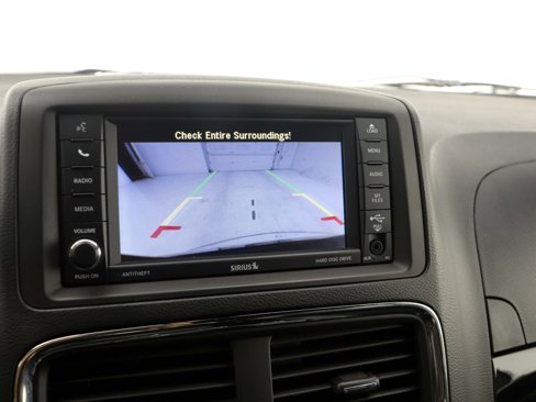 Used 2017 Dodge Grand Caravan SXT image 31