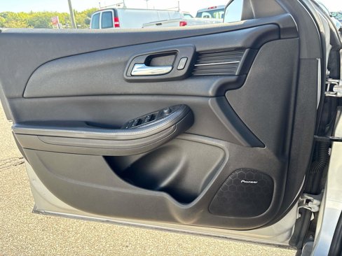 Used 2015 Chevrolet Malibu LTZ image 15