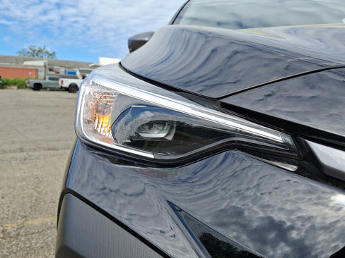 Used 2024 Subaru Crosstrek 2.0i Premium image 9