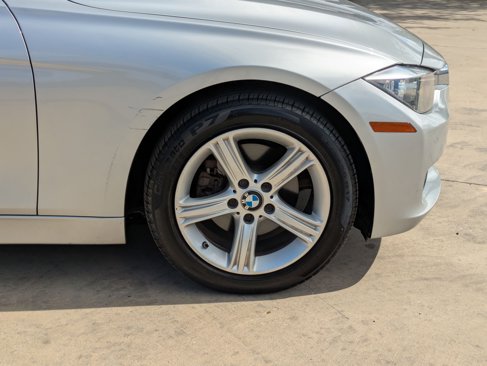 Used 2015 BMW 320i Sedan image 31