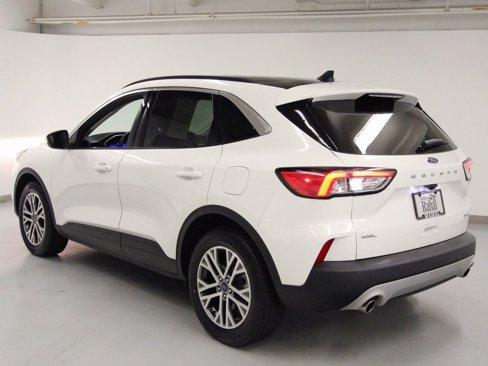 Used 2022 Ford Escape SEL w/ Technology Package image 8