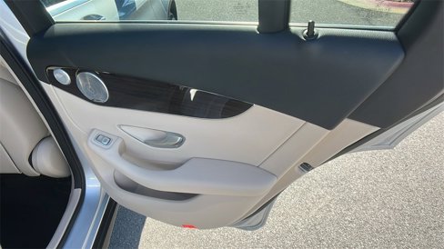 Used 2020 Mercedes-Benz GLC 300 image 20