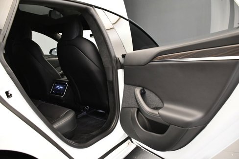Used 2022 Tesla Model S image 47