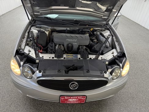 Used 2005 Buick LaCrosse CX image 30