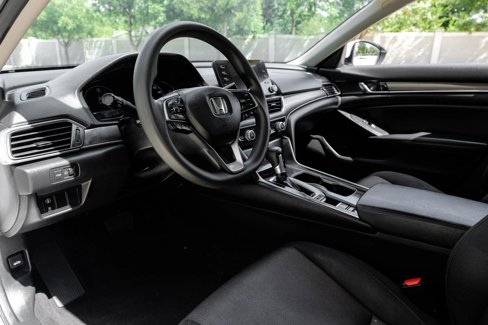 Used 2019 Honda Accord LX image 12