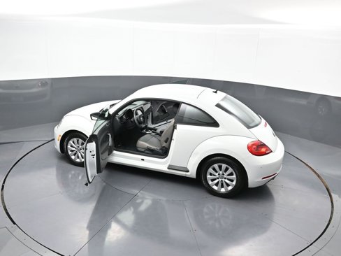 Used 2015 Volkswagen Beetle 1.8T image 44