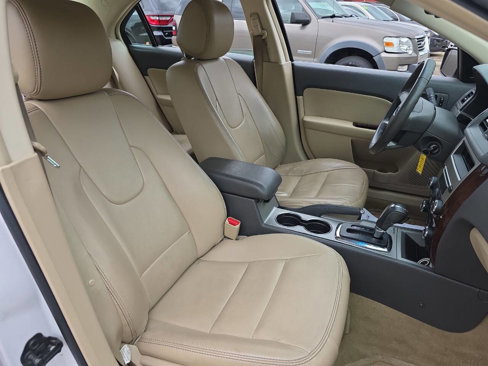 Used 2012 Ford Fusion SEL image 16