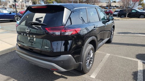 Certified 2023 Nissan Rogue S image 5