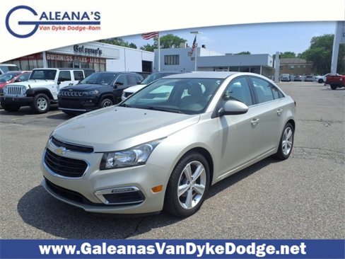 Used 2016 Chevrolet Cruze LT image 1