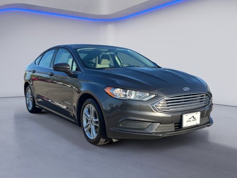 Used 2018 Ford Fusion S image 9