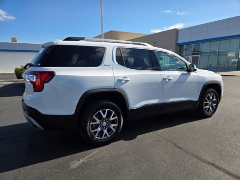 Used 2023 GMC Acadia SLT image 6