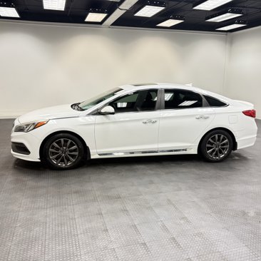 Used 2017 Hyundai Sonata Sport w/ Value Edition Package 02 image 2