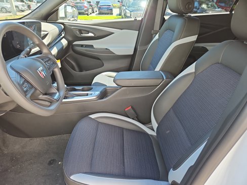 New 2025 Buick Envista Preferred image 16