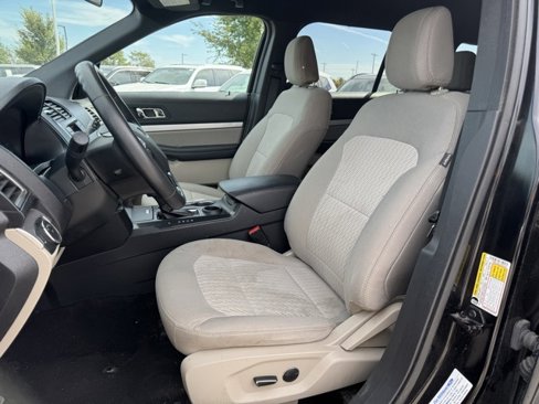 Used 2018 Ford Explorer FWD image 10