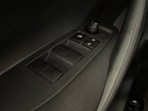Certified 2023 Toyota Corolla LE image 15