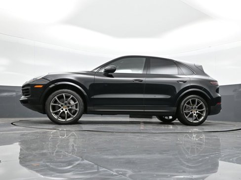 Certified 2023 Porsche Cayenne image 39