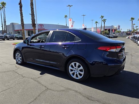 Certified 2022 Toyota Corolla LE image 5