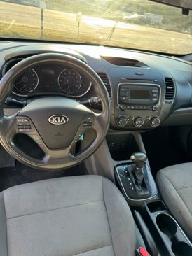 Used 2018 Kia Forte LX image 16