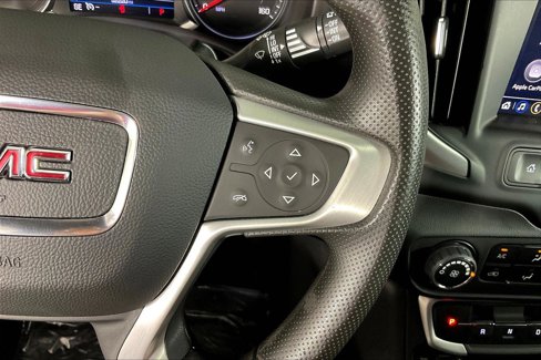 Used 2022 GMC Terrain SLE image 28