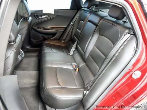 Used 2020 Chevrolet Malibu LT w/ Leather Package image 11