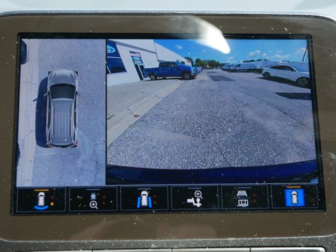 Used 2022 Chevrolet Equinox Premier image 19