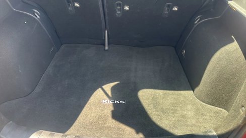 Used 2020 Nissan Kicks SV image 15