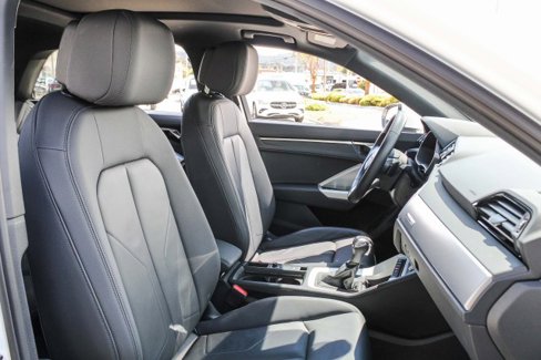 Used 2022 Audi Q3 2.0T Premium w/ Convenience Package image 19