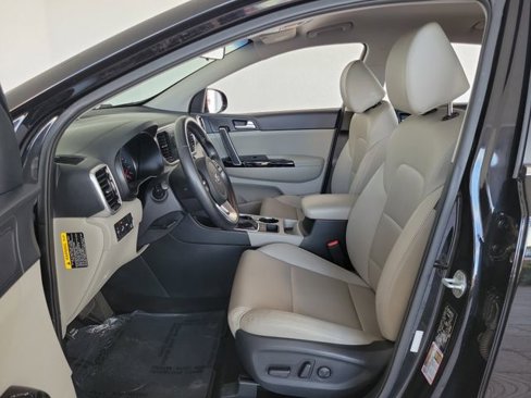 Used 2020 Kia Sportage EX image 14